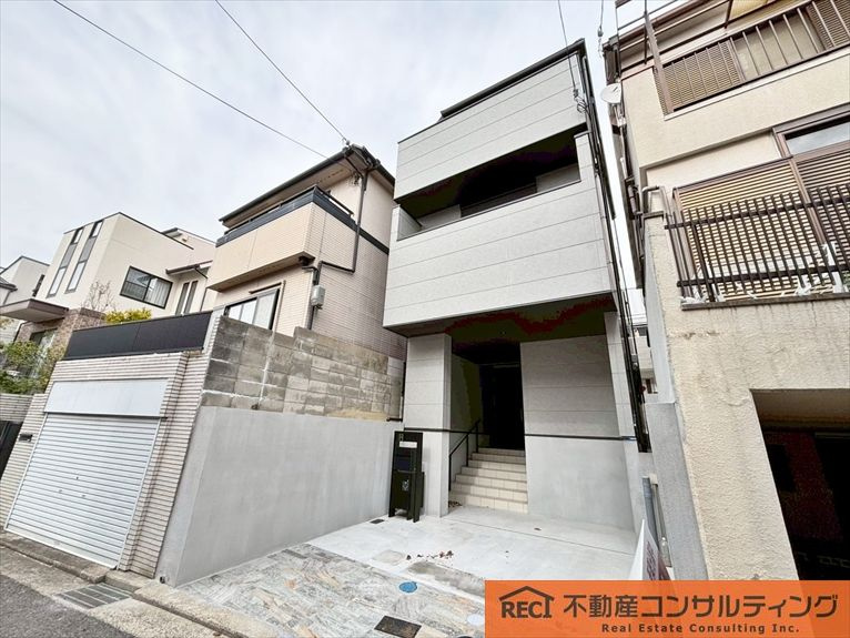 神戸市灘区篠原中町4丁目　新築戸建の外観