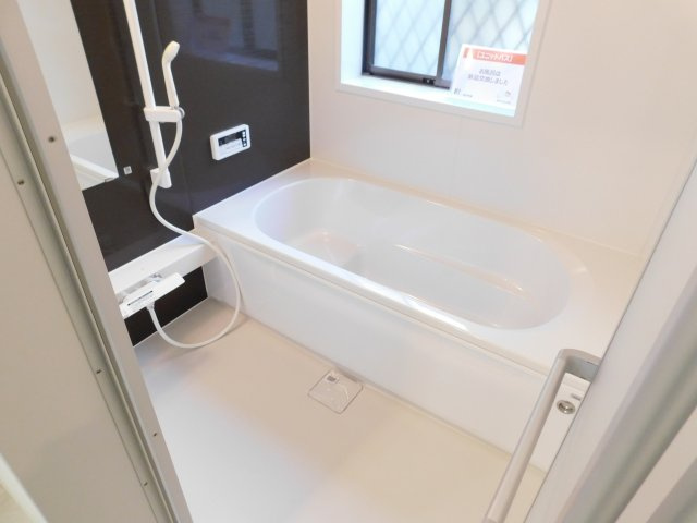 愛西市大井町宮新田の中古一戸建の浴室|◇浴室◇　　追い焚き給湯　（２０２５年６月新品リフォーム済）