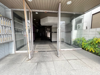 【エントランス】 | ラントシュトラーセ