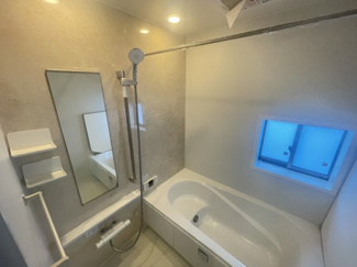 【浴室】 | うるま市豊原2期（全3棟）3号棟 | 3号棟　浴室換気乾燥機付き♪