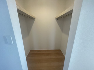 【収納】 | うるま市豊原2期（全3棟）3号棟 | 3号棟　2階ホールWIC付き♪（WIC×2ヶ所）