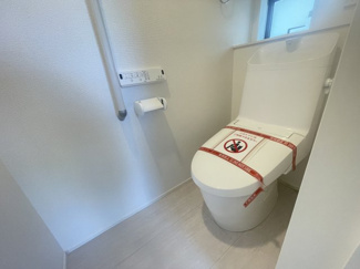 【トイレ】 | うるま市豊原2期（全3棟）3号棟 | 3号棟　温水洗浄便座♪