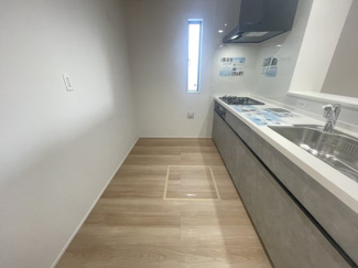 【キッチン】 | うるま市豊原2期（全3棟）3号棟 | 3号棟　使いやすいシステムキッチン♪