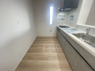 【キッチン】 | うるま市豊原2期（全3棟）ラスト3号棟 | 3号棟　使いやすいシステムキッチン♪