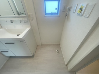 【ランドリースペース】 | うるま市豊原2期（全3棟）3号棟 | 3号棟　洗濯機置き場♪