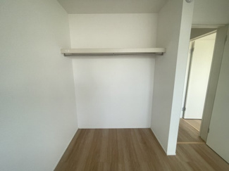 【収納】 | うるま市豊原2期（全3棟）3号棟 | 3号棟　洋室6.5帖＋CL付き♪