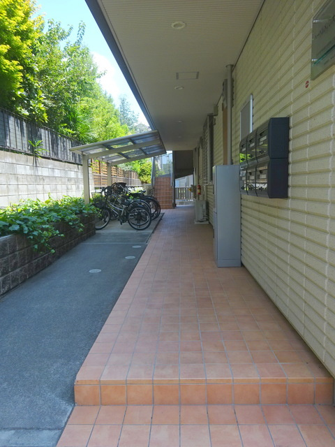 ヘーベルメゾン大和田公園のロビー