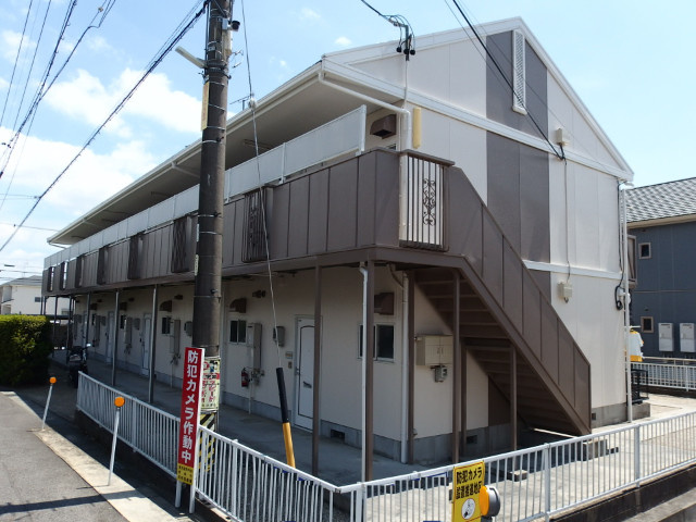 ファミール西浦の外観