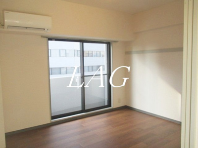 【居間・リビング】 | ＹＯＮＥＤＡＹＡビル | 洋室のお部屋です。