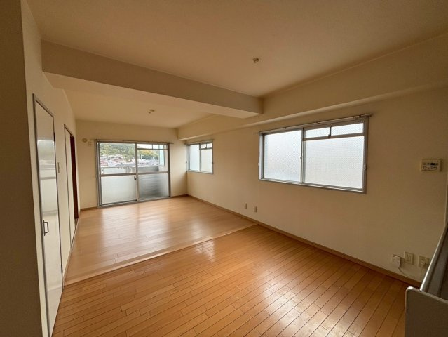 ピアイースト姫路白浜の居間・リビング