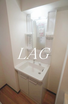 【洗面所】 | 明穂和泉マンション | 洗面台です。