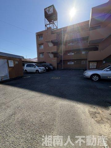 ロッキーホーム成田の駐車場|駐車場があります