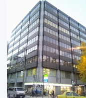 日建の外観