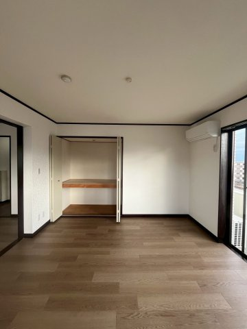 【洋室】 | イーストヒル鷺沼