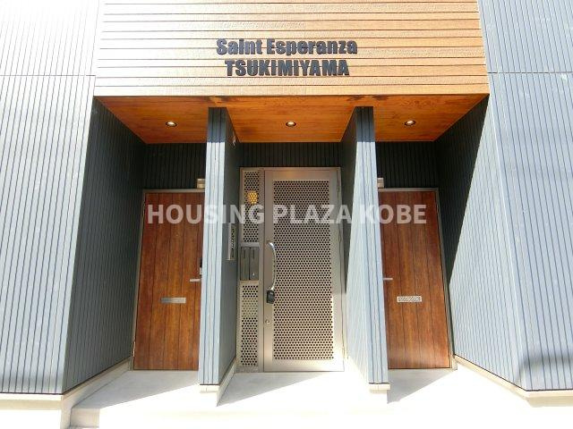 セイントエスペランサ月見山のエントランス