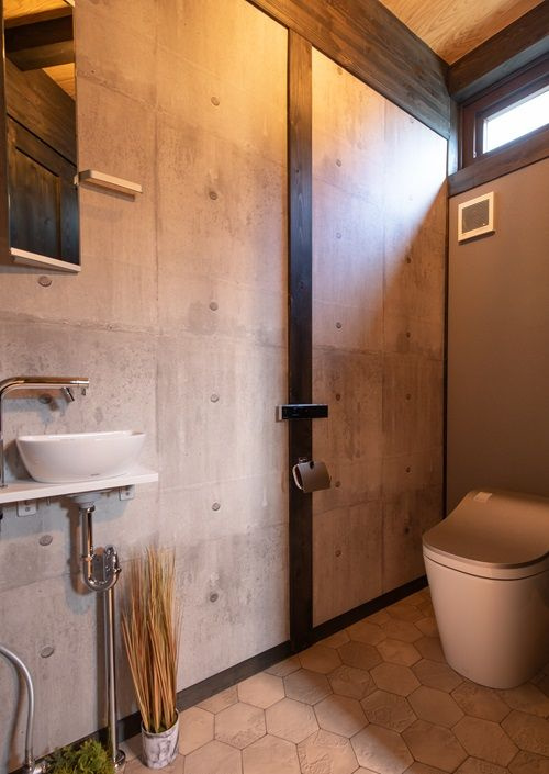 久留米市津福今町　一戸建てのトイレ