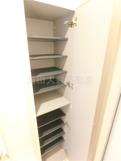 REGALEST KAMATA(レガリストカマタ）の設備|玄関収納