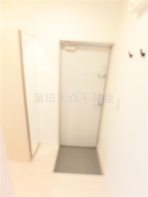 REGALEST KAMATA(レガリストカマタ）の玄関