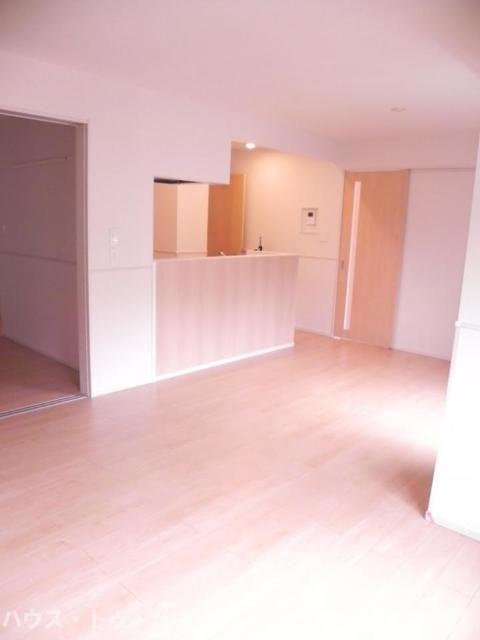 フレグランスの居間・リビング