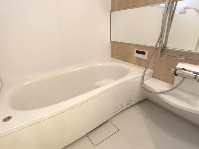 岸和田市額原町のハイツの浴室|落ち着いた空間のお風呂です