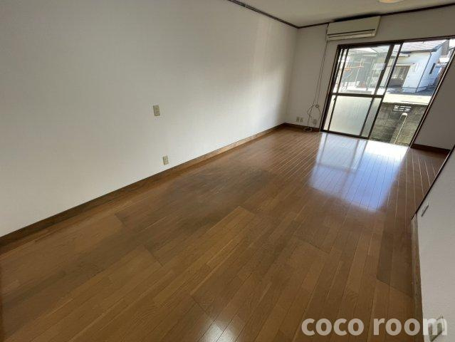 宮本荘の居間・リビング