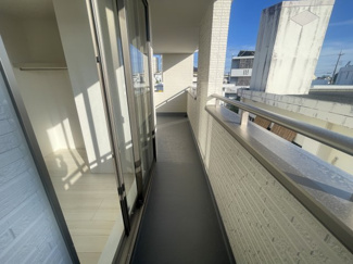 【バルコニー】 | うるま市豊原2期（全3棟）2号棟 | 2号棟　2部屋続のインナーバルコニー♪