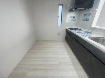 【キッチン】 | うるま市豊原2期（全3棟）2号棟 | 2号棟　使いやすいシステムキッチン♪