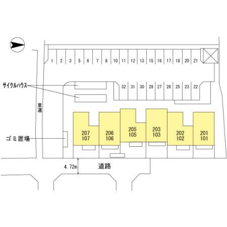 アクシス善の駐車場