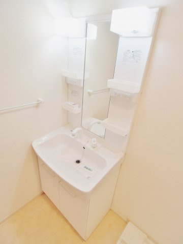 グレイス　スクエア　A棟の独立洗面台