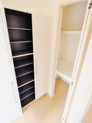 グレイス　スクエア　A棟の玄関