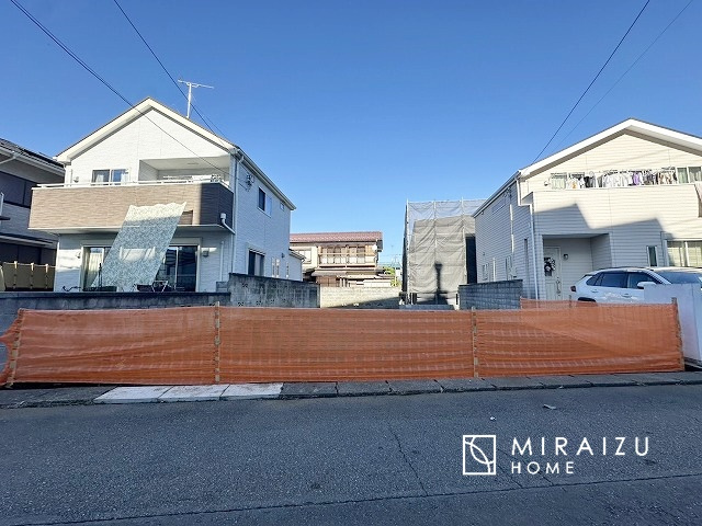 【前面道路含む現地写真】 | 現地見学やご案内は、周辺環境と合わせてエリアの特性を存分にお伝えできるような思いでに残るご案内に努めます。
