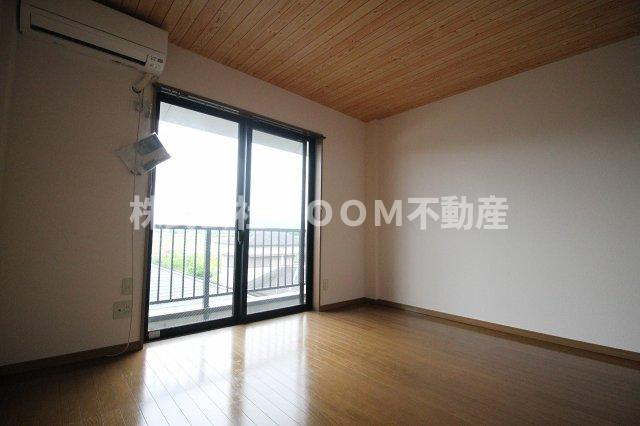 ラパン吉尾の居間・リビング