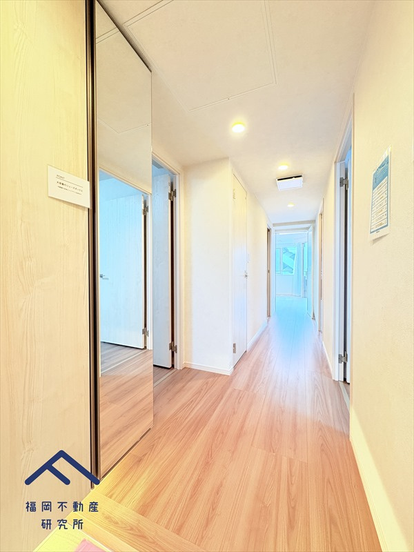 コアマンション桜坂プレジオ弐番館の玄関