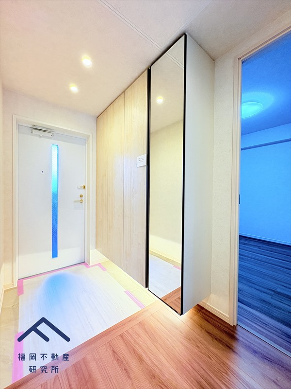 コアマンション桜坂プレジオ弐番館の玄関