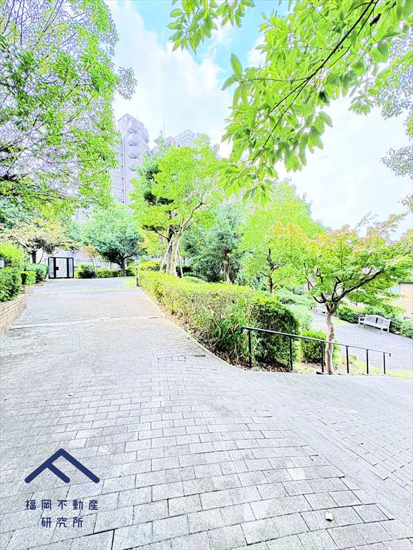 コアマンション桜坂プレジオ弐番館の周辺