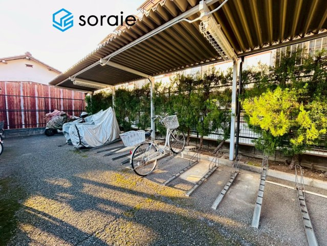 朝日パリオ新狭山　7階の駐輪場|令和7年11月20日撮影。