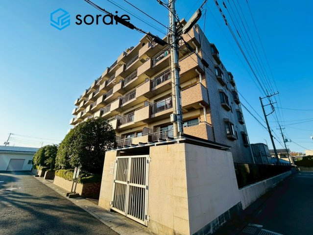 朝日パリオ新狭山　7階の外観|令和7年11月20日撮影。