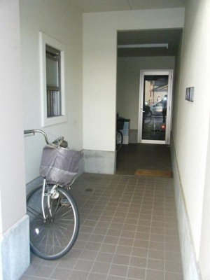 【エントランス】 | プレシャスコート