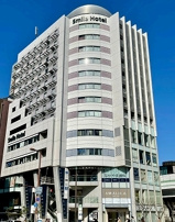 ホワイトドームプラザ