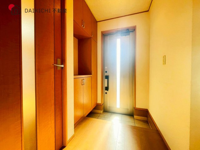 【玄関】 | 行田市持田3丁目　中古戸建
