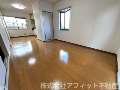 【居間・リビング】 | ヴェルコート | LDK11.2帖