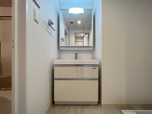 Vinoプレジオ本町の独立洗面台