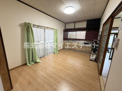 【居間・リビング】 | 波多貸家