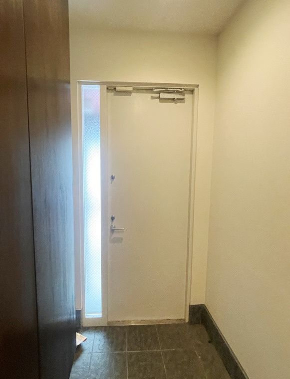下目黒戸建の玄関|玄関です