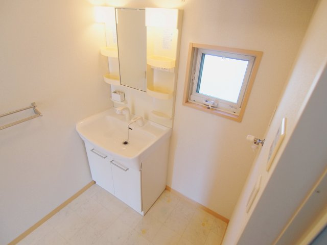 ビューヒルズ若野Bの洗面所