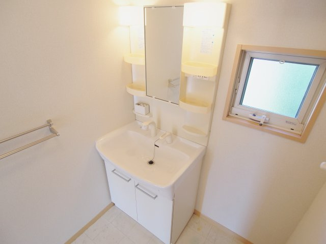 ビューヒルズ若野Bの洗面所