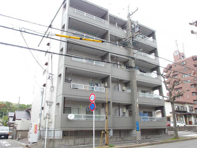第３三浦ハイツの外観