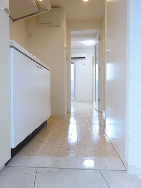 パレ・ホームズ西高島平の玄関