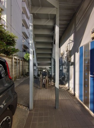 アミューズ中野五番館のエントランス