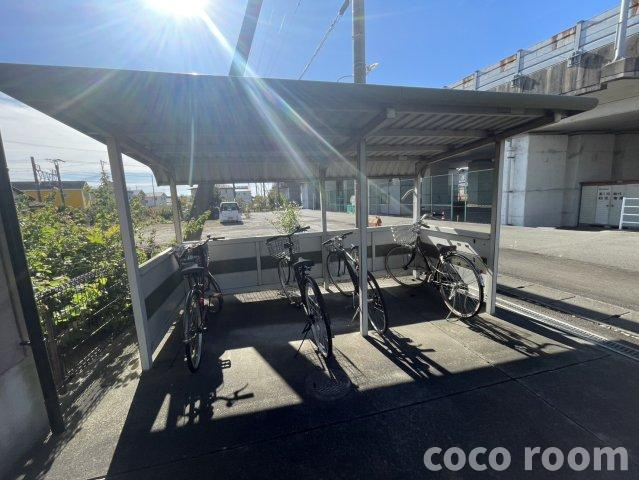 プロシードⅡの駐車場